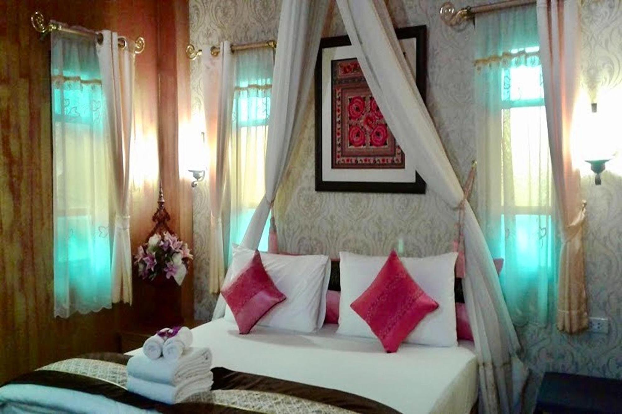 Amethyst Hotel Chiang Mai Exterior photo